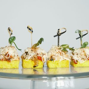 Su meksikietiška vištiena ir grilyje keptomis daržovėmis