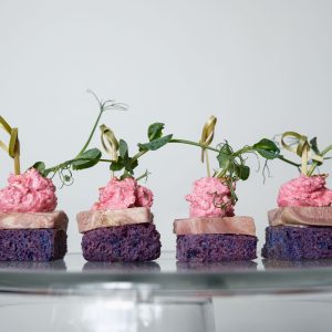 Su jaučio liežuviu ir krienais